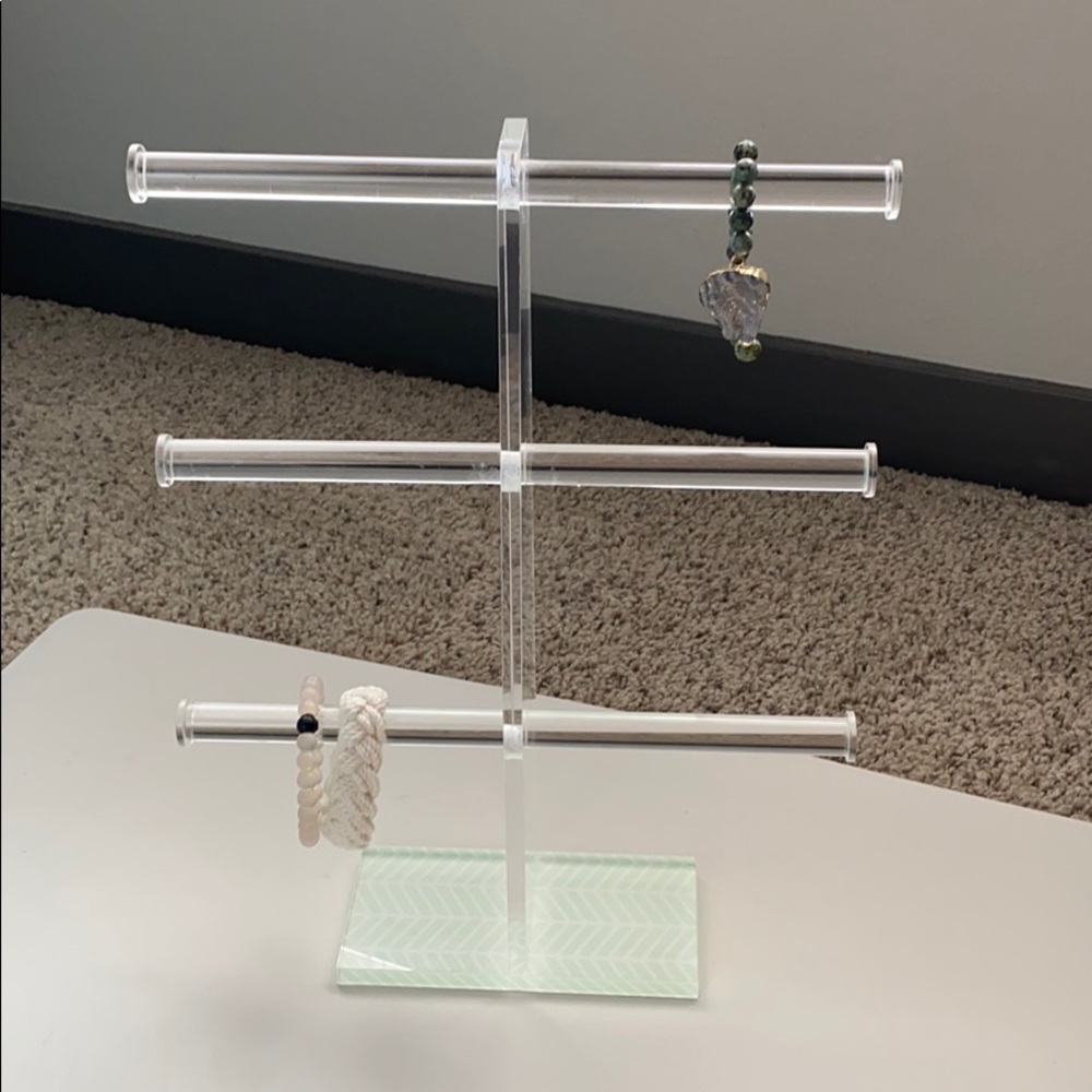 Acrylic Bracelet Organizer